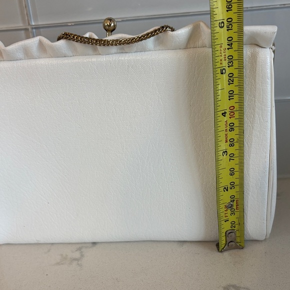 Chic White Leather Wristlet - Picture 8 of 8